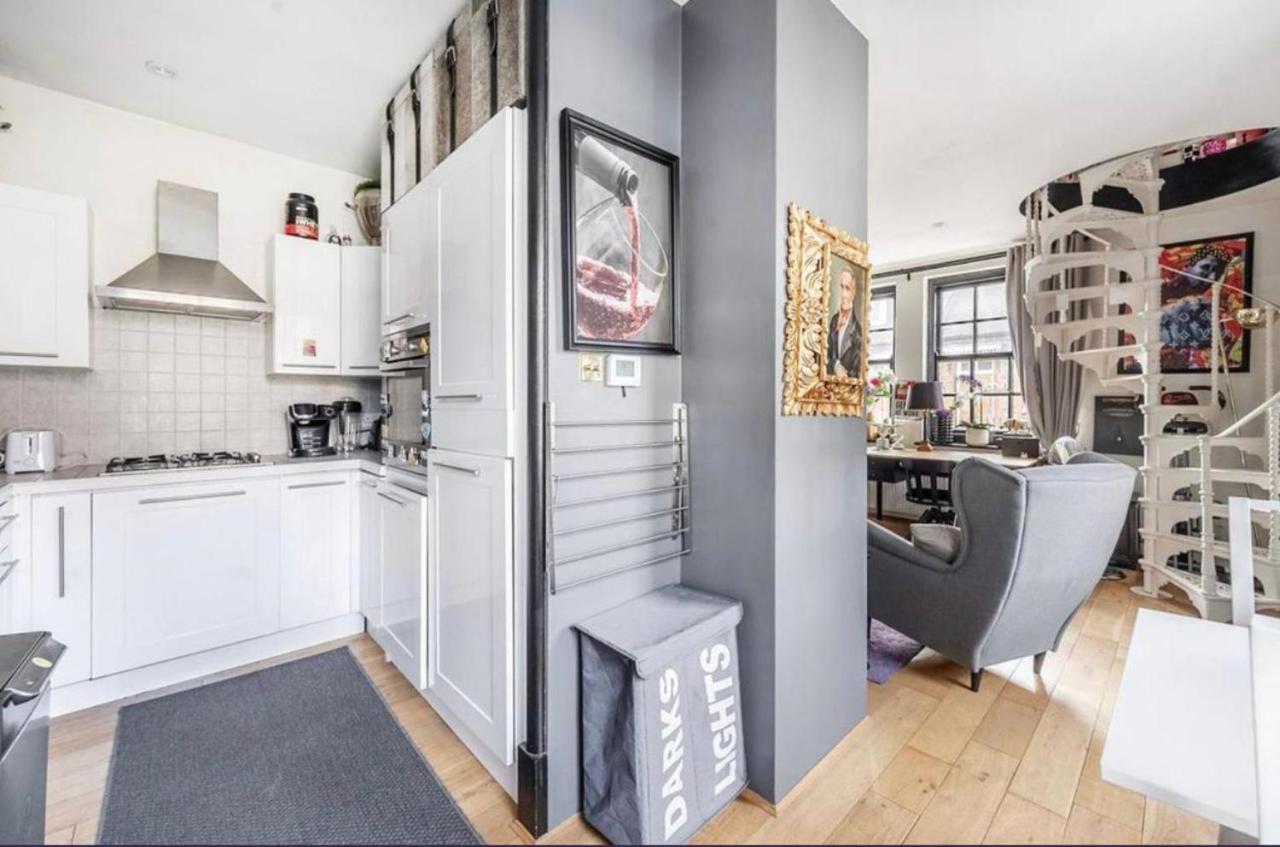 Unique Gem In Kensington Apartamento